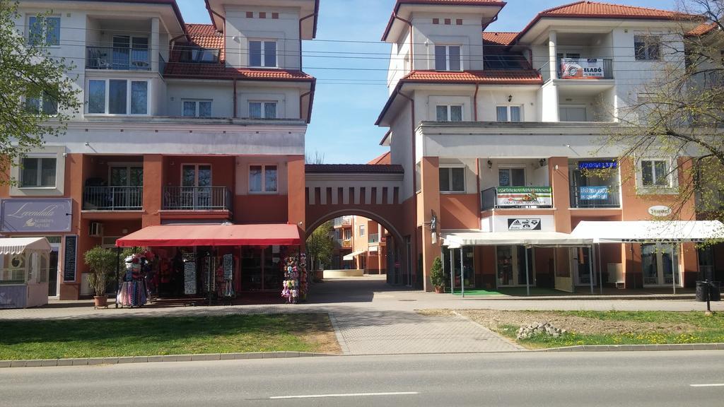 דירות Hajdúszoboszló Baby Apartman מראה חיצוני תמונה