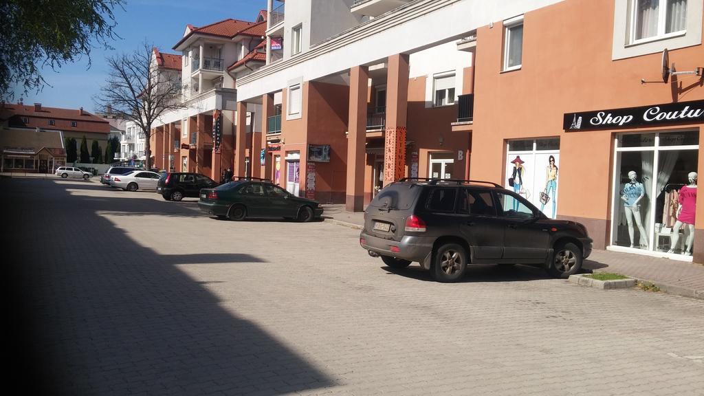 דירות Hajdúszoboszló Baby Apartman מראה חיצוני תמונה